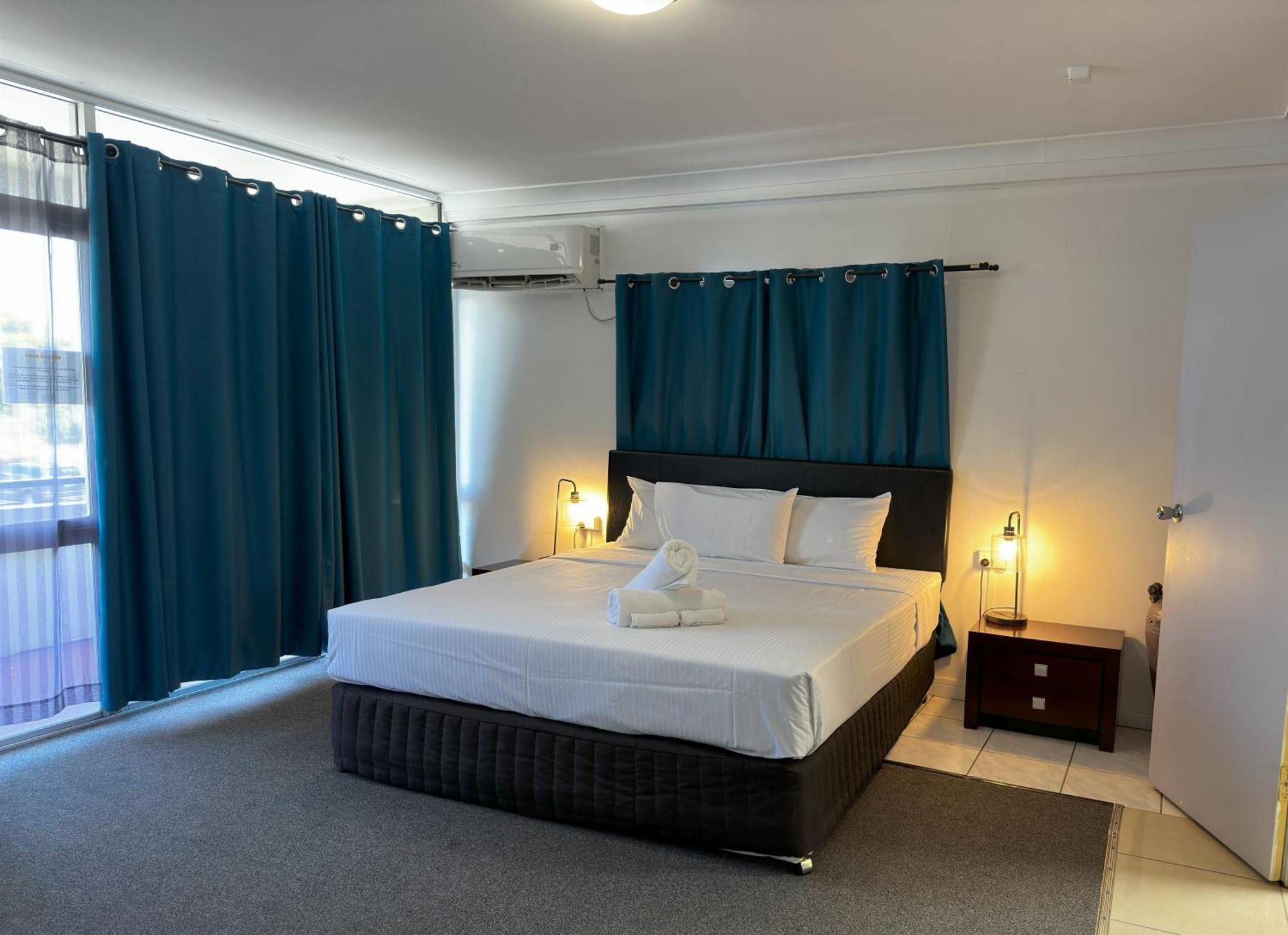 The Q Motel روكهامبتون المظهر الخارجي الصورة